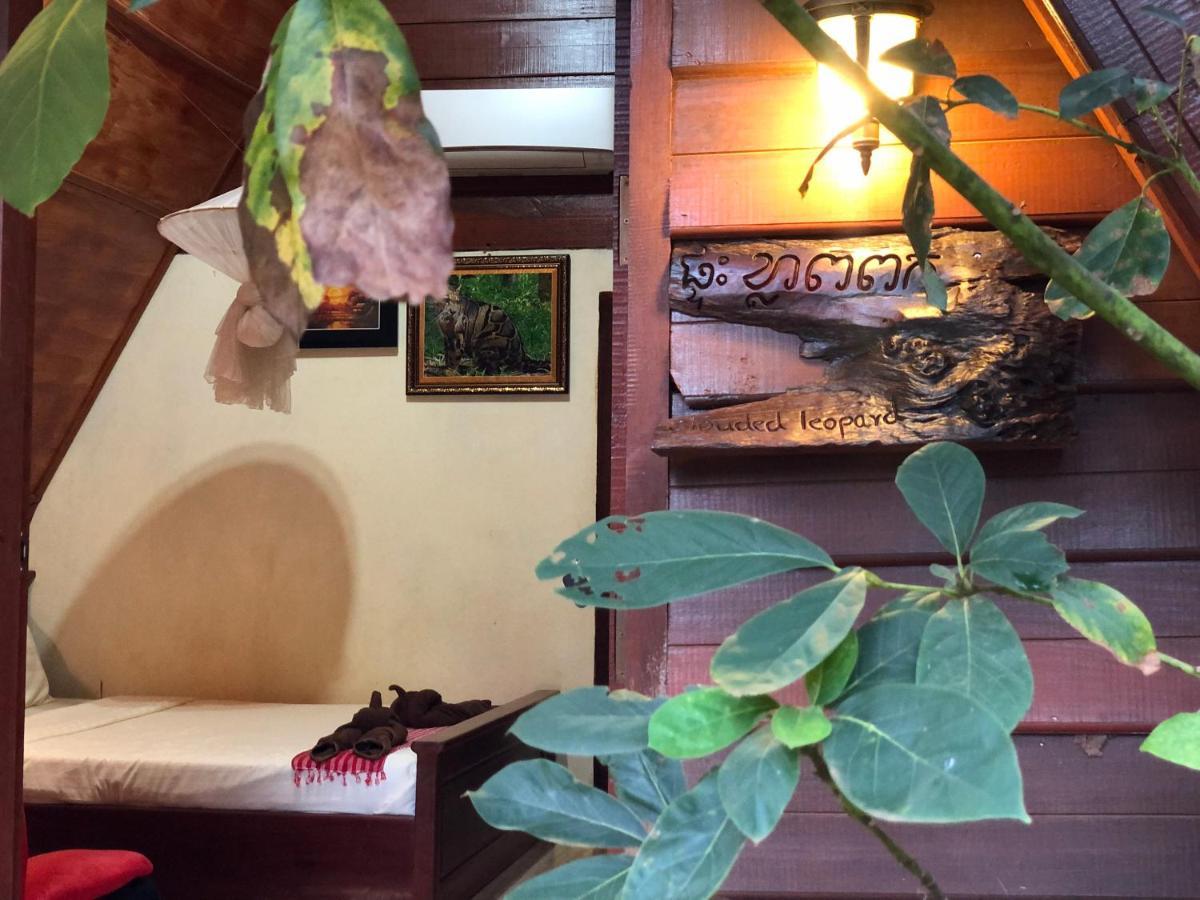 Mondulkiri Pizza Bungalows Senmonorom Buitenkant foto