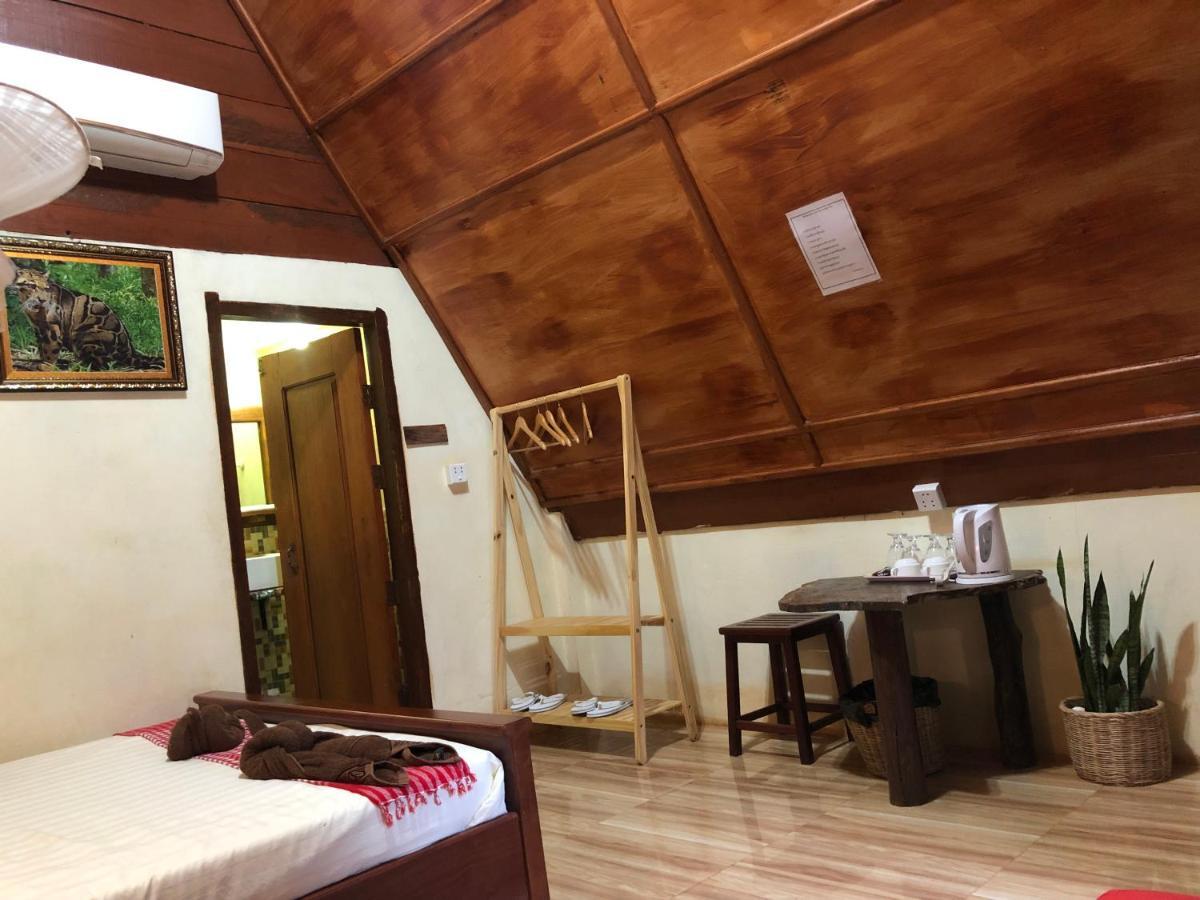 Mondulkiri Pizza Bungalows Senmonorom Buitenkant foto