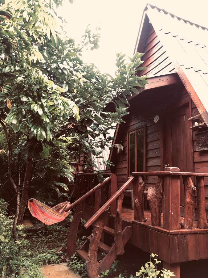 Mondulkiri Pizza Bungalows Senmonorom Buitenkant foto