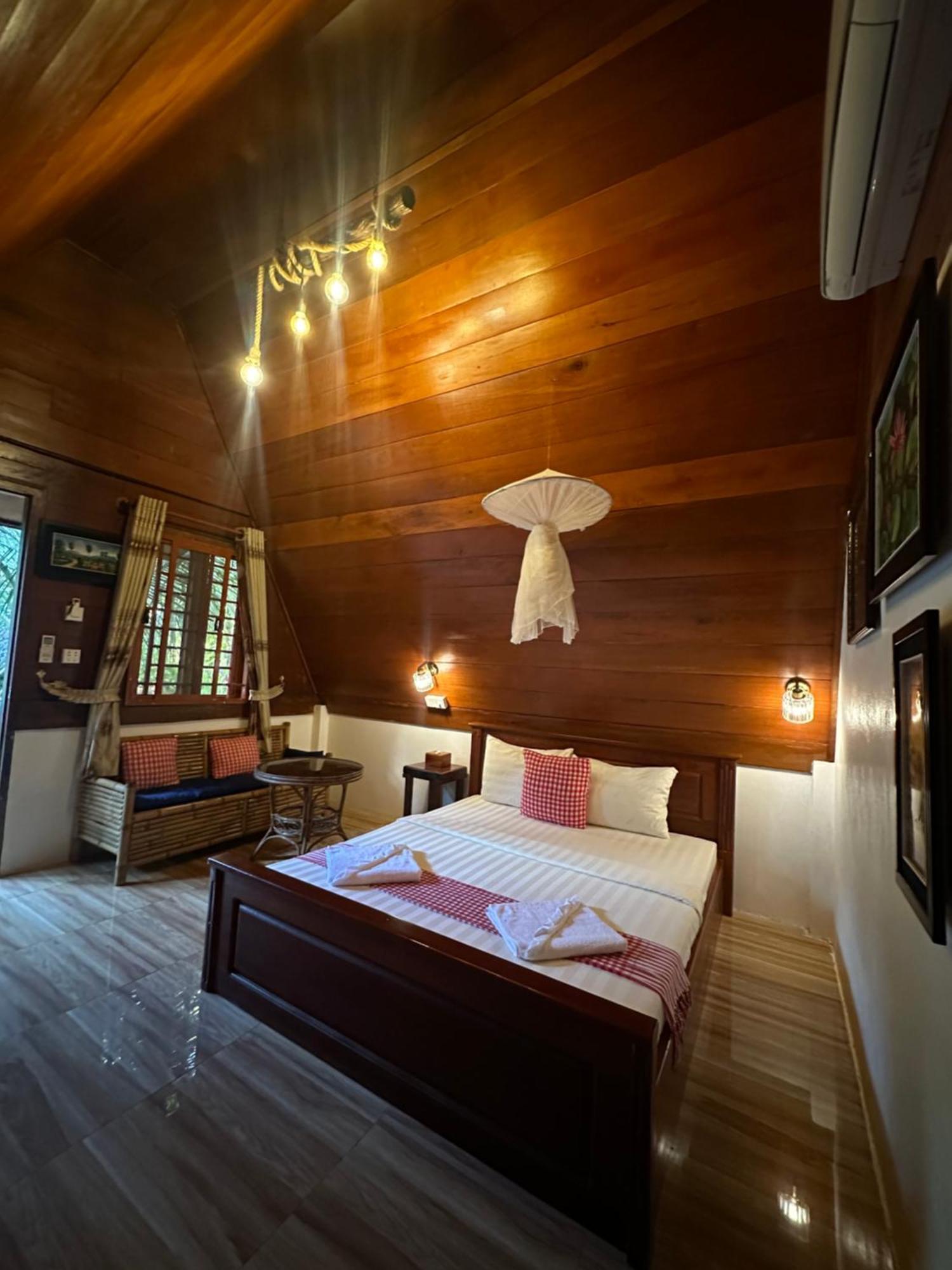 Mondulkiri Pizza Bungalows Senmonorom Buitenkant foto